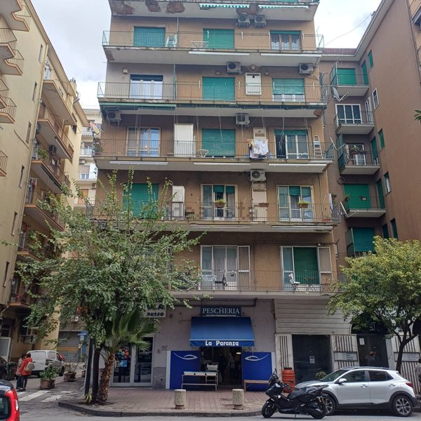 appartamento in vendita a Salerno in zona Centro Città