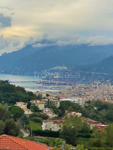 appartamento in vendita a Salerno in zona Torrione