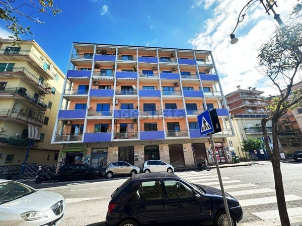 appartamento in vendita a Salerno in zona Pastena