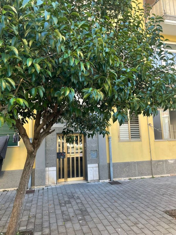 appartamento in vendita a Salerno in zona Mariconda