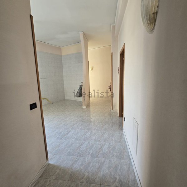 appartamento in vendita a Salerno in zona Pastena