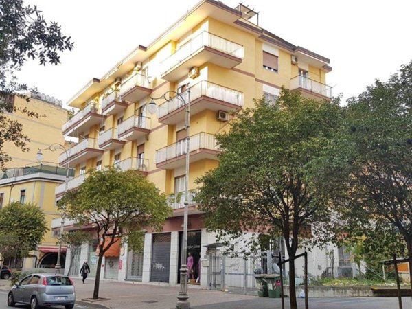 appartamento in vendita a Salerno in zona Torrione