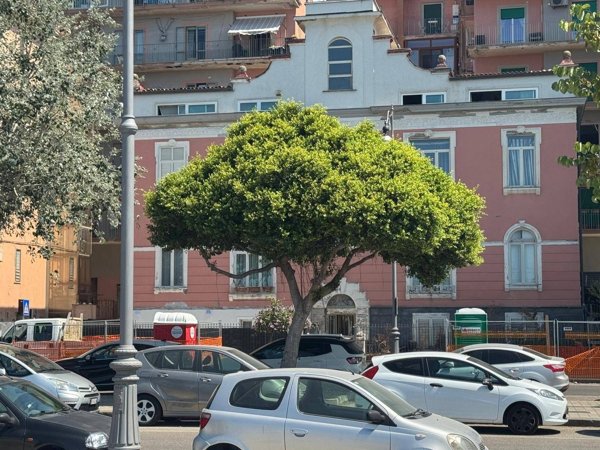 appartamento in vendita a Salerno in zona Mercatello