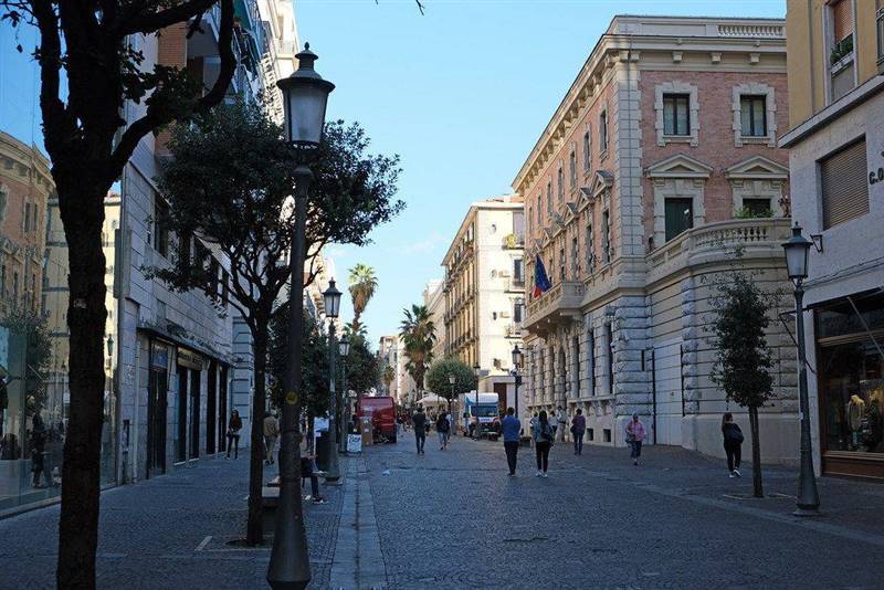 appartamento in vendita a Salerno in zona Centro Città