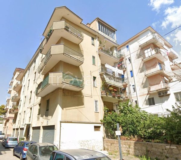 appartamento in vendita a Salerno in zona Irno