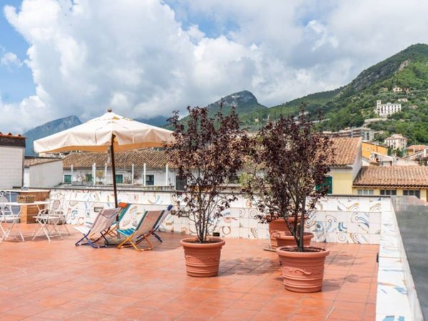 appartamento in vendita a Salerno in zona Centro Città