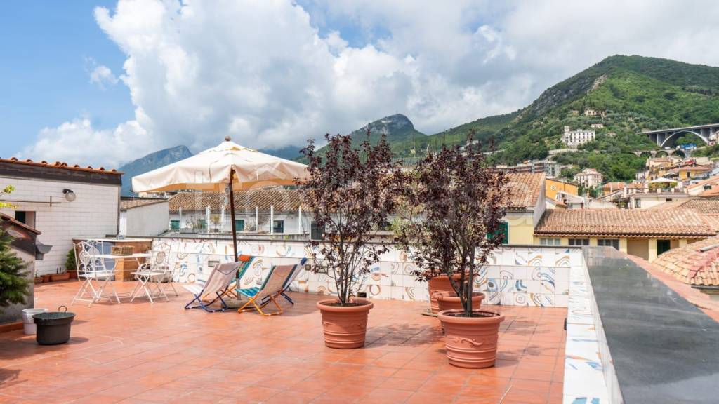 appartamento in vendita a Salerno in zona Centro Città