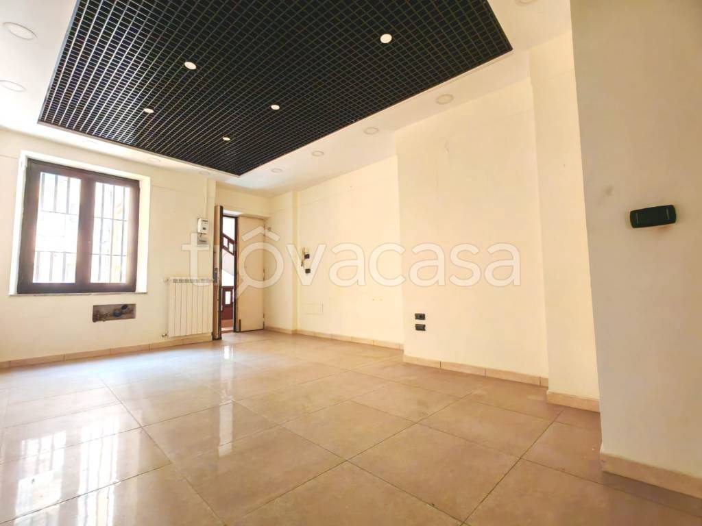 appartamento in vendita a Salerno in zona Centro Città