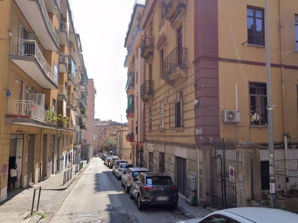appartamento in vendita a Salerno in zona Centro Città