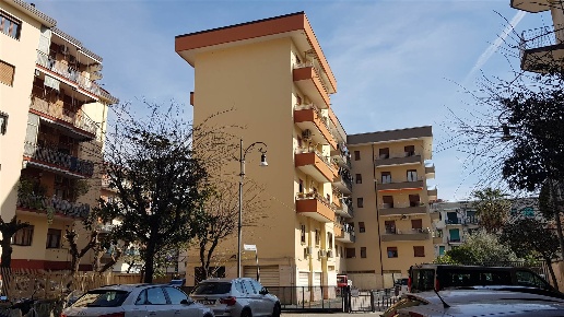 appartamento in vendita a Salerno in zona Pastena