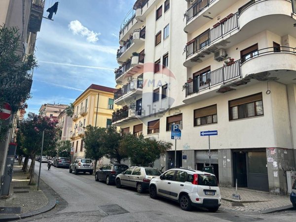 appartamento in vendita a Salerno in zona Centro Città