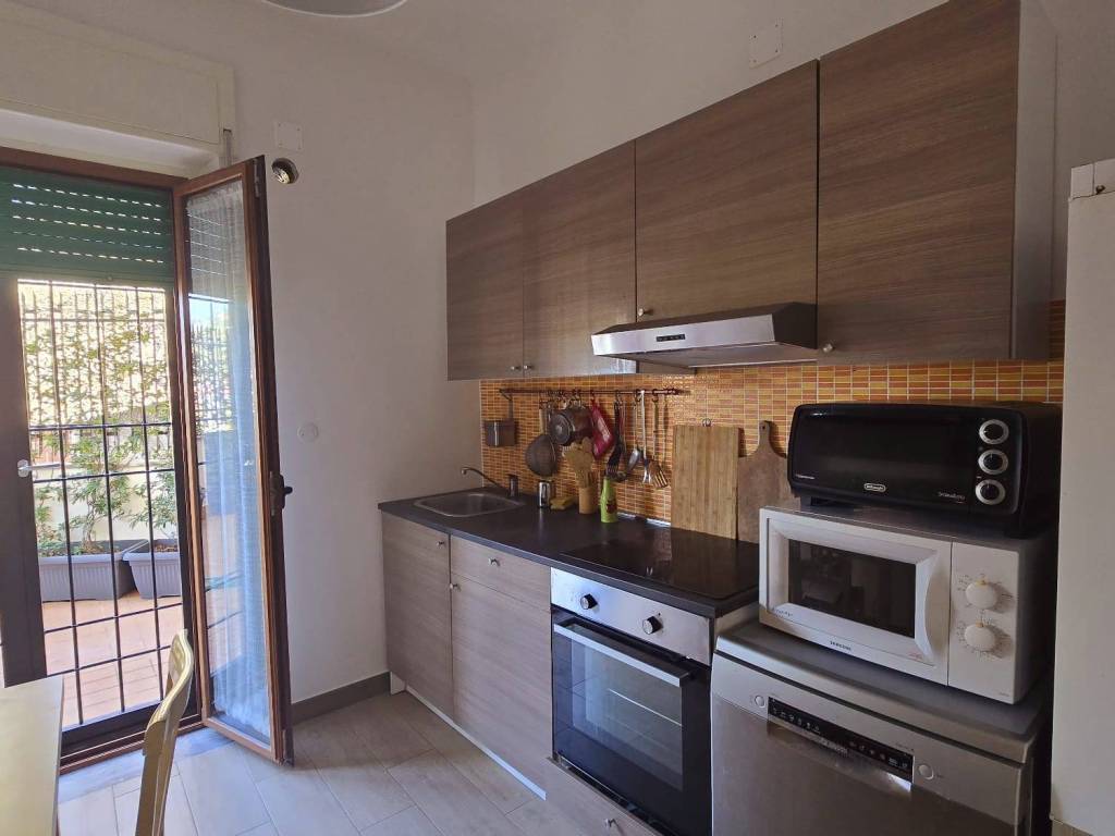 appartamento in vendita a Salerno in zona Ogliara