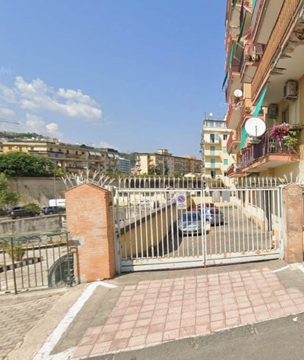 appartamento in vendita a Salerno in zona Calcedonia