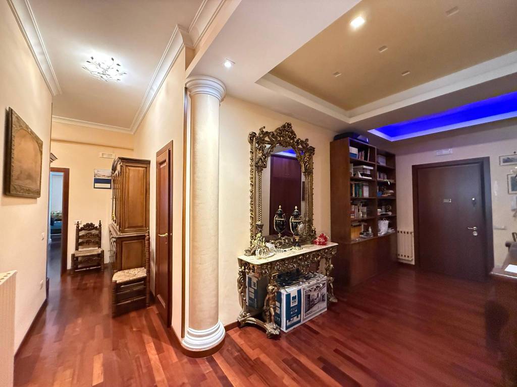 appartamento in vendita a Salerno in zona Irno