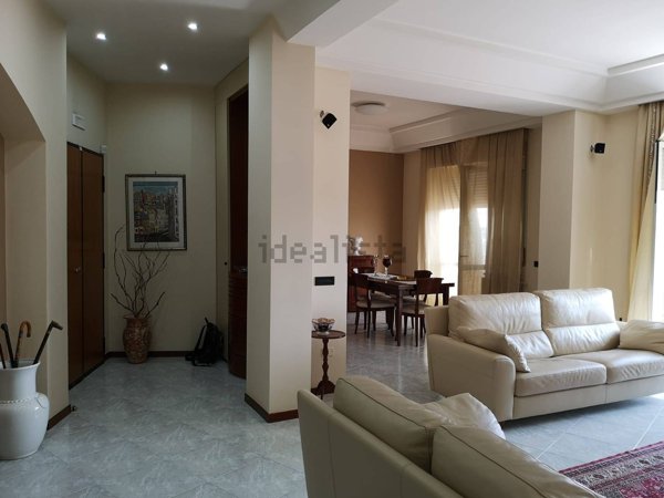 appartamento in vendita a Salerno in zona Pastena