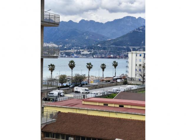 appartamento in vendita a Salerno in zona Torrione