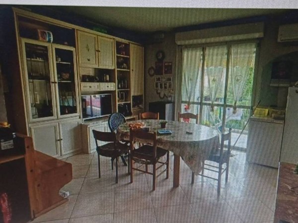 appartamento in vendita a Salerno in zona Irno