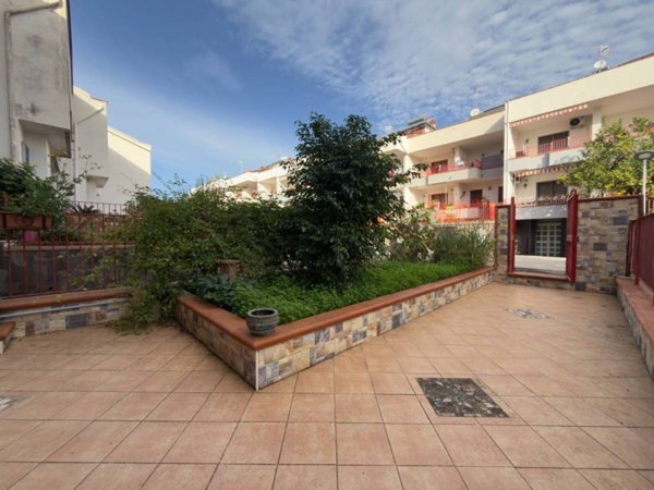 casa indipendente in vendita a Salerno in zona San Leonardo