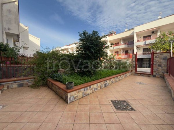 casa indipendente in vendita a Salerno in zona San Leonardo