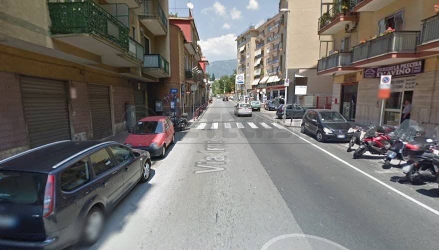 negozio in vendita a Salerno in zona Irno