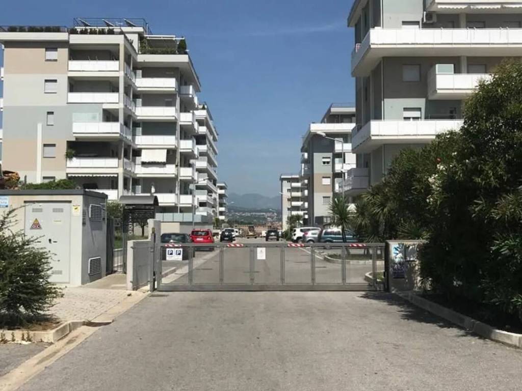 appartamento in vendita a Salerno in zona Zona Industriale