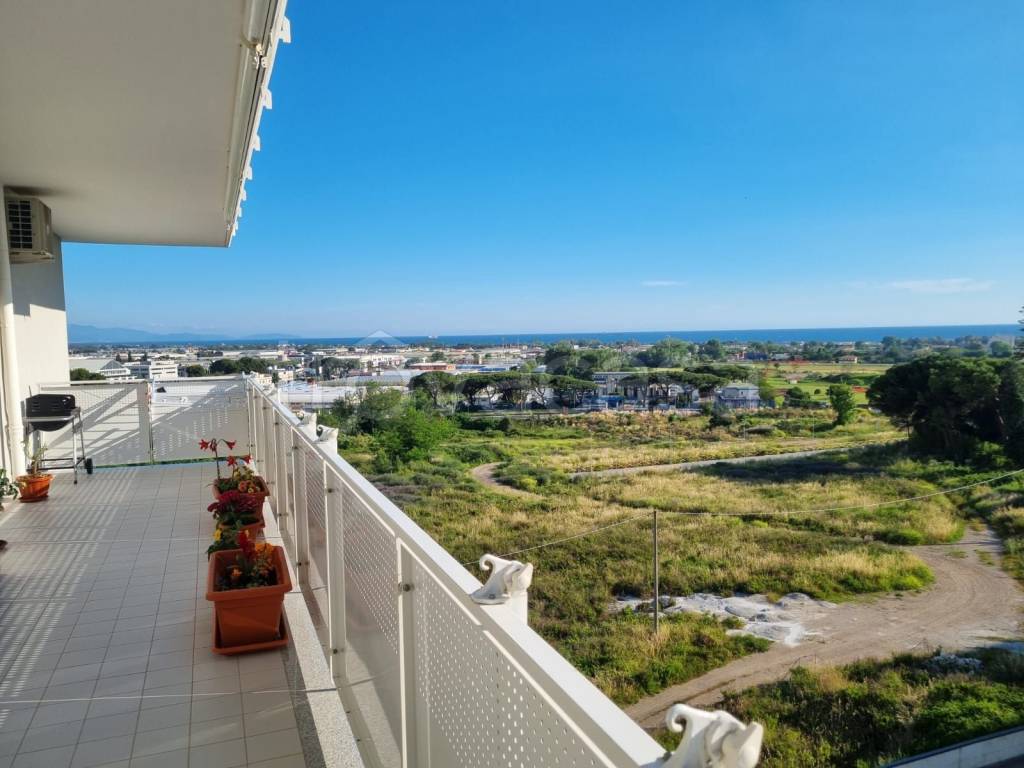 appartamento in vendita a Salerno in zona San Leonardo