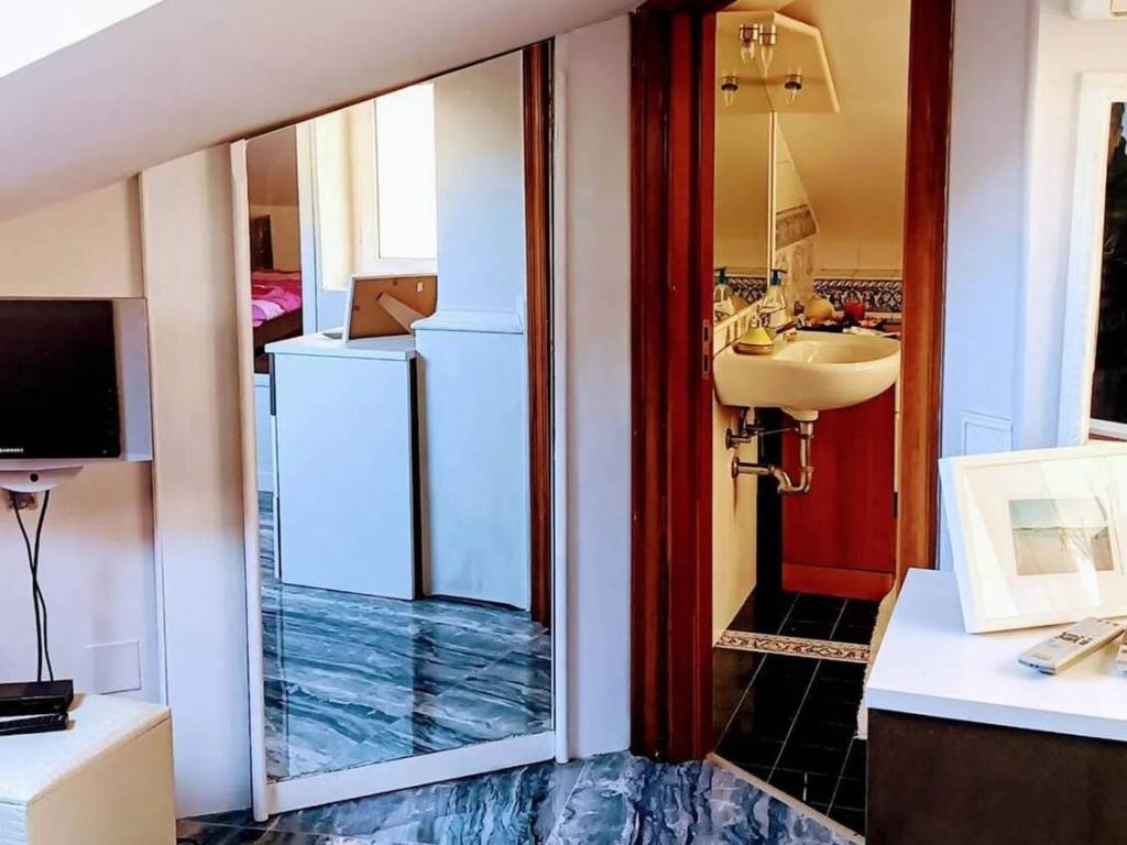 appartamento in vendita a Salerno in zona Centro Città