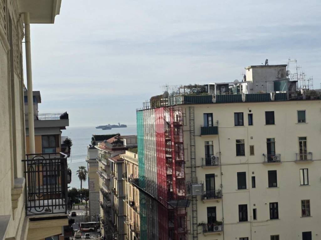 appartamento in vendita a Salerno in zona Centro Città