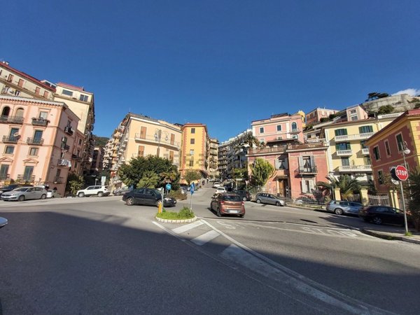 appartamento in vendita a Salerno in zona Centro Città