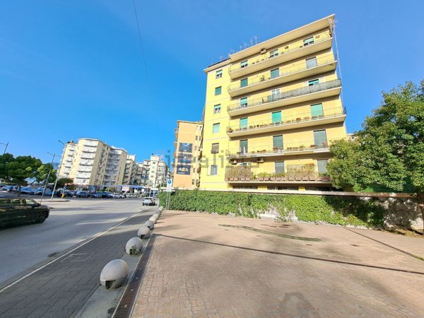 appartamento in vendita a Salerno in zona Centro Città