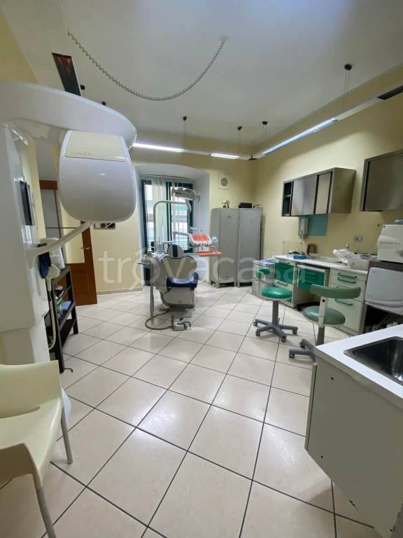 appartamento in vendita a Salerno in zona Centro Città