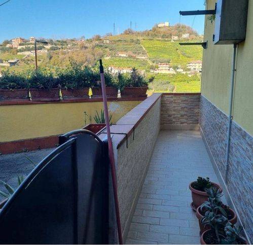 appartamento in vendita a Salerno in zona Giovi Altimare