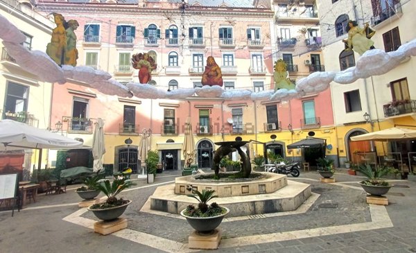 appartamento in vendita a Salerno in zona Centro Città