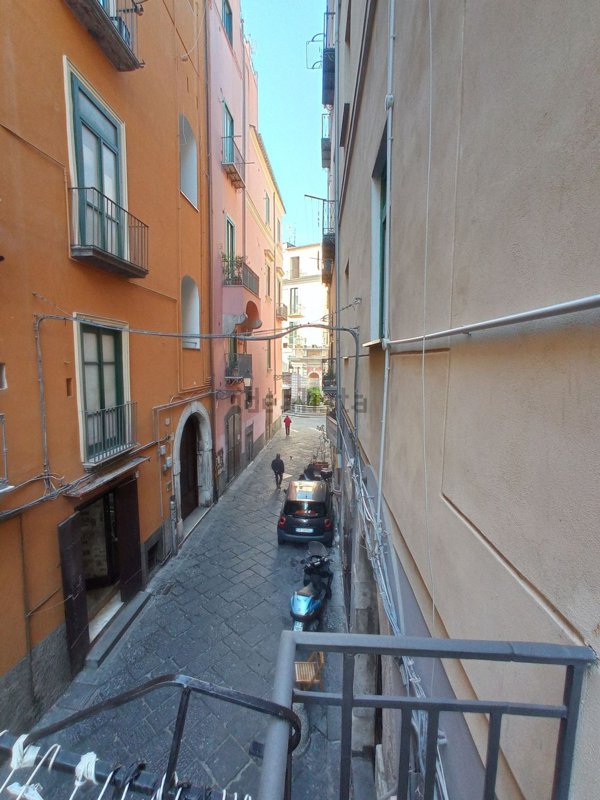 appartamento in vendita a Salerno in zona Centro Città