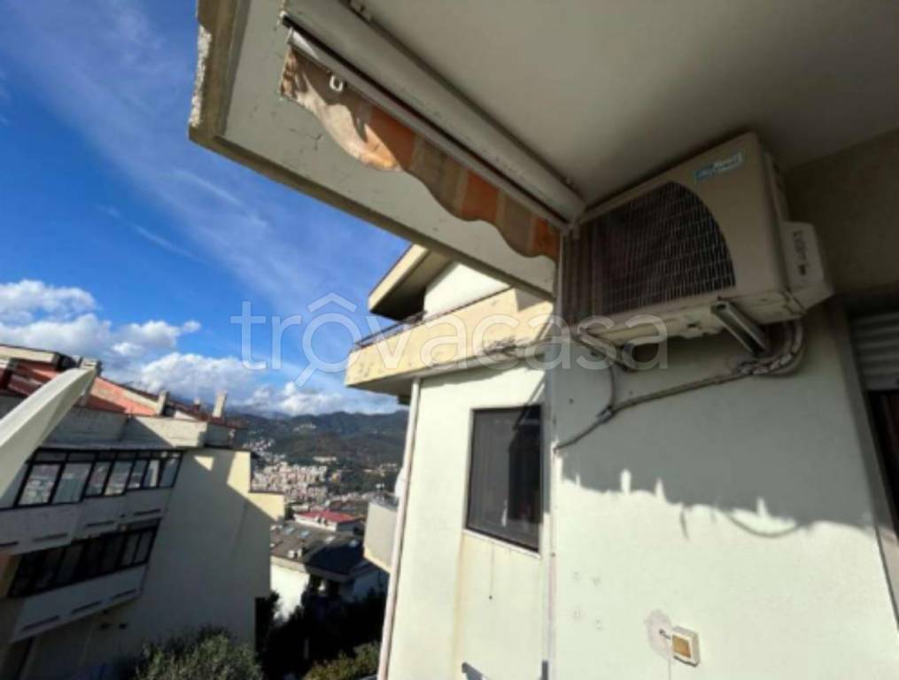 appartamento in vendita a Salerno in zona Irno