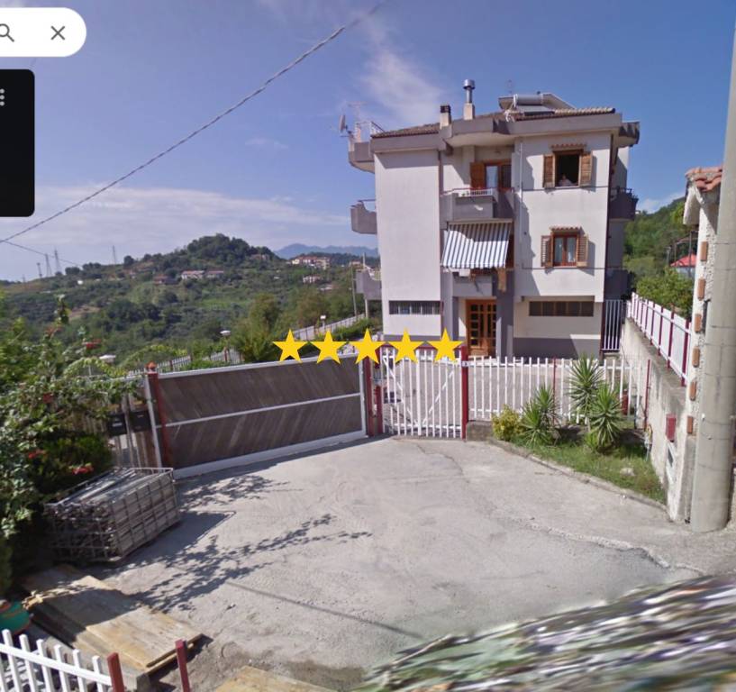 casa indipendente in vendita a Salerno in zona Giovi Altimare