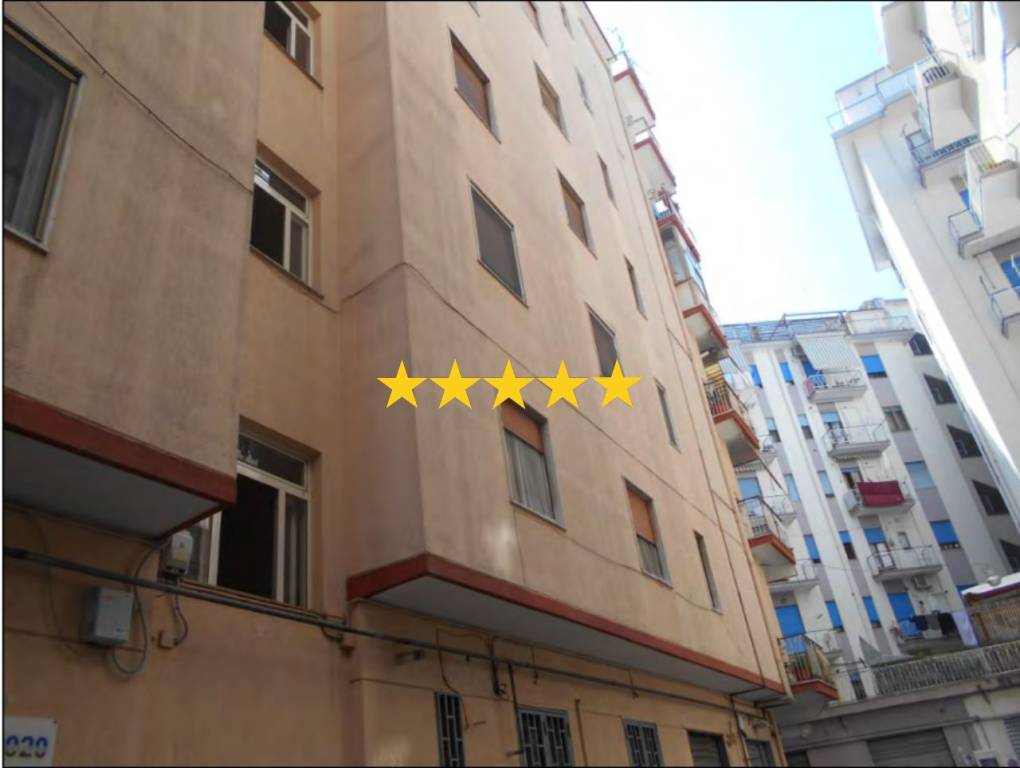 appartamento in vendita a Salerno in zona Pastena