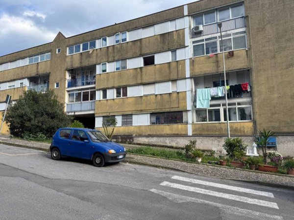 appartamento in vendita a Salerno in zona Ogliara