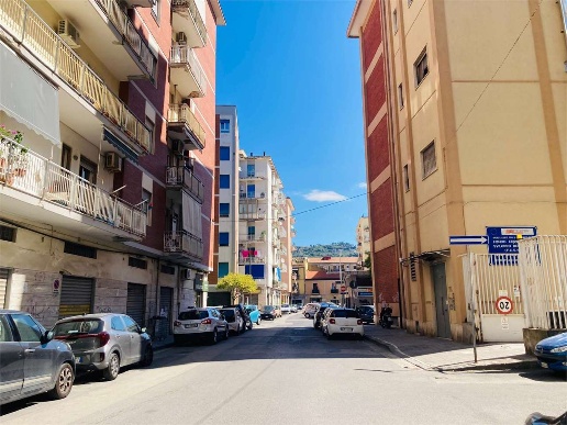 appartamento in vendita a Salerno in zona Mercatello