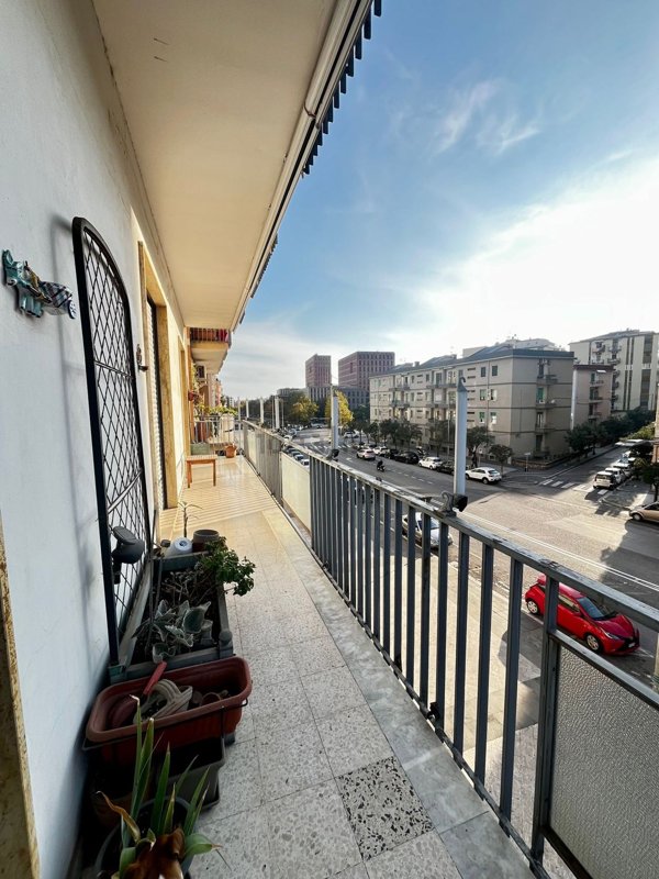 appartamento in vendita a Salerno in zona Centro Città