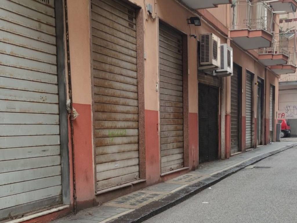 negozio in vendita a Salerno