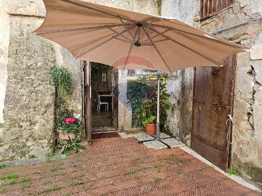 appartamento in vendita a Salerno in zona Centro Città