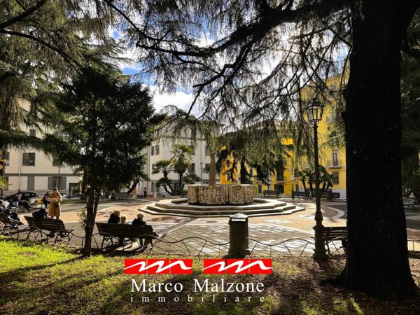 appartamento in vendita a Salerno in zona Centro Città