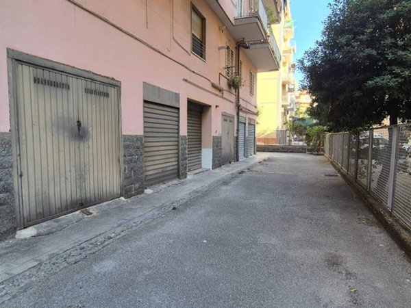 appartamento in vendita a Salerno in zona Pastena