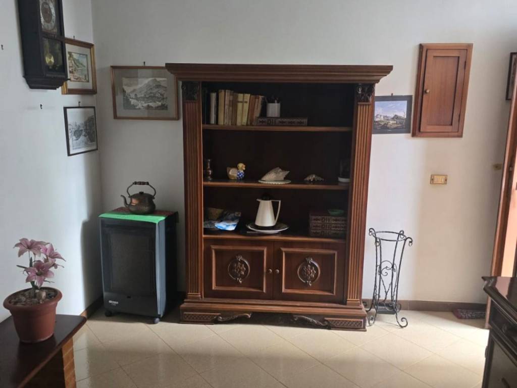 appartamento in vendita a Salerno in zona Centro Città