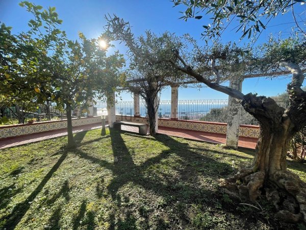 appartamento in vendita a Salerno