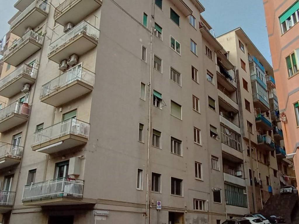 appartamento in vendita a Salerno in zona Ogliara