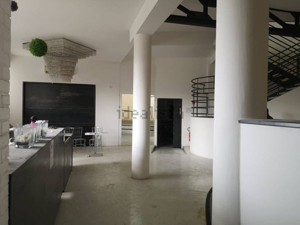 capannone in vendita a Salerno