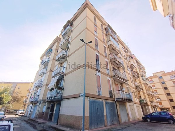 appartamento in vendita a Salerno in zona Mariconda