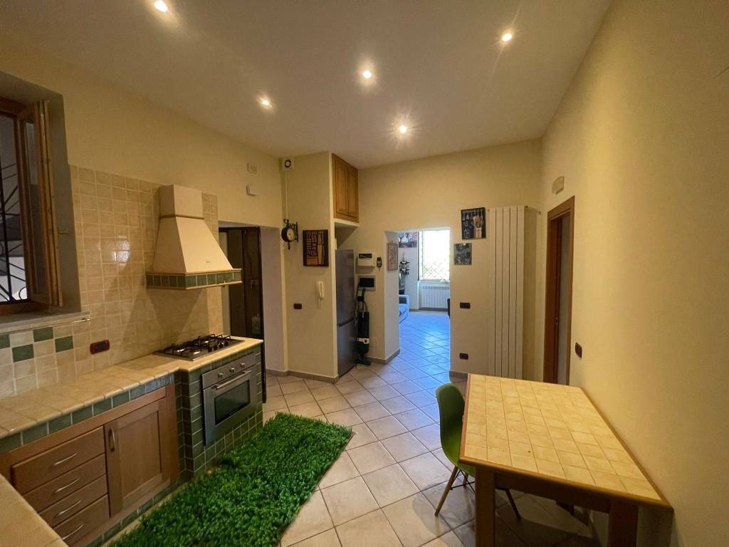 appartamento in vendita a Salerno in zona Centro Città